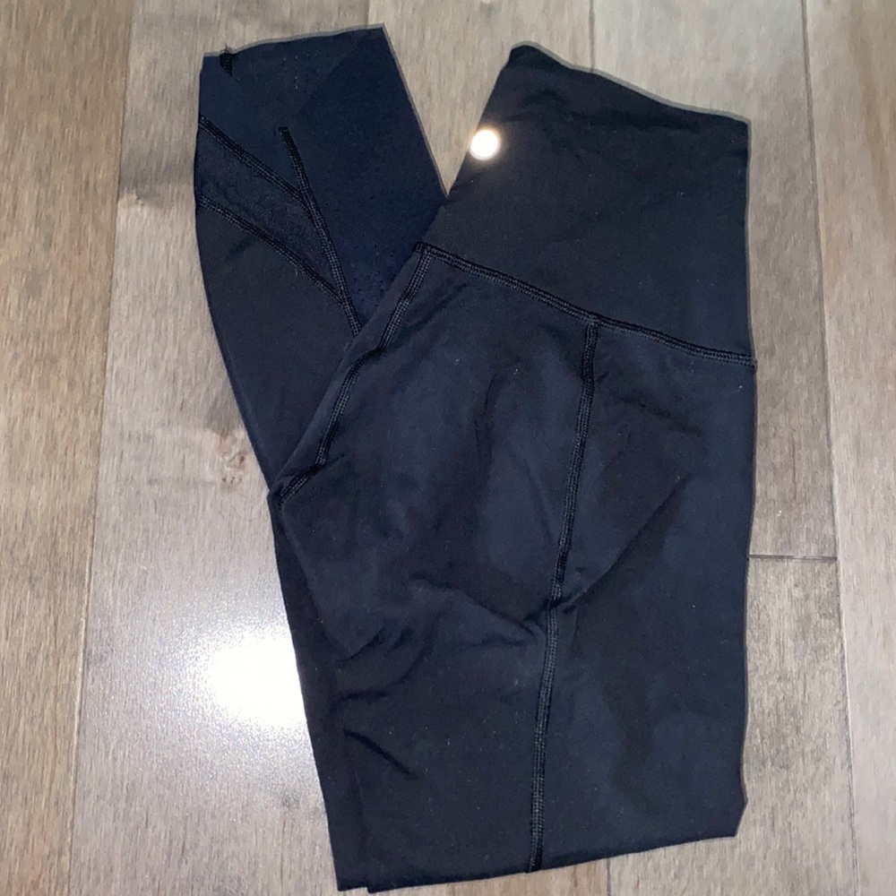 SALE *BUY2/GET1* Lululemon laser cut leggings